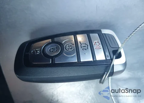 2020 Ford Edge Titanium z USA, uszkodzony, nr VIN 2FMPK4K99LBB59058